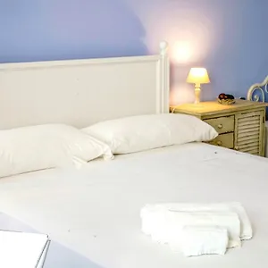 https://sofia-family-suites.in-sardinia.net