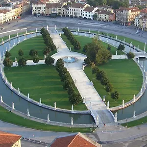 https://caminhouse.hotelinveneto.com